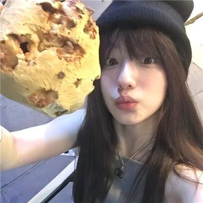 森林孤影